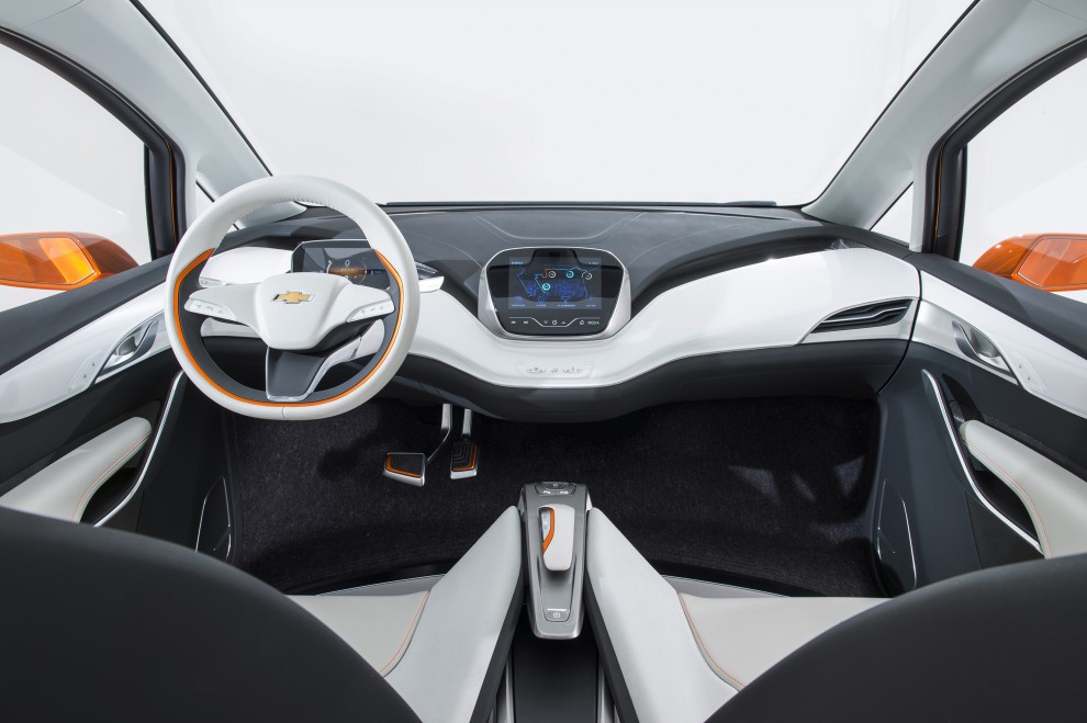 2015-Chevrolet-BoltEV-Concept-interior
